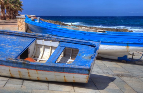 Boats on the Beach at Comino IMG_4027_8_9.jpg