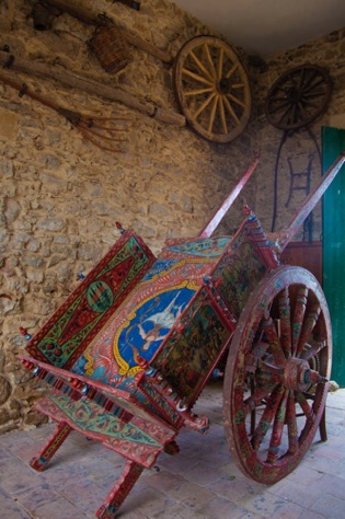 Traditional farm cart
IMG_4402.jpg