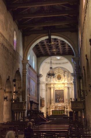 Nave of Cathedral Santa Maria delle Colonne 
IMG_4531_2_3.jpg