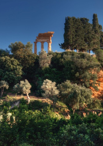 Agrigento--Tempio di Castore e Polluce IMG_4894_5_6.jpg