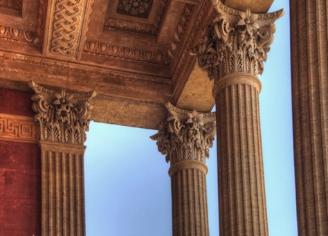 Above the front entrance at Teatro Massimo, 
IMG_5093_4_5.jpg